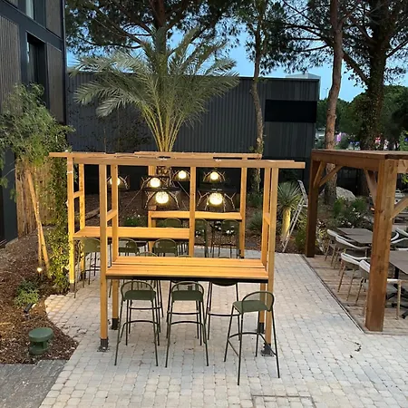 Hotel Le Relais Des Brasseurs - Aubagne