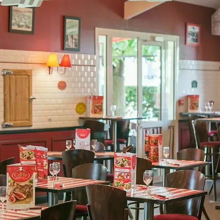 Le Relais Des Brasseurs - Hotel